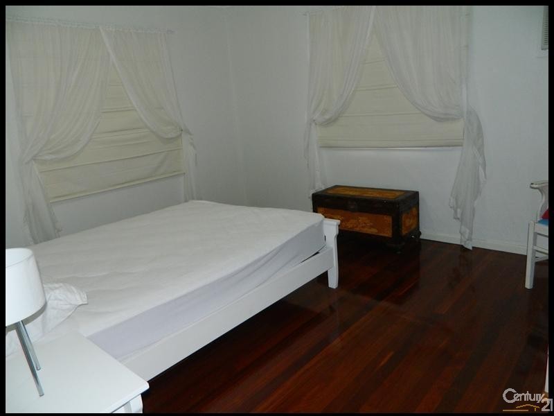 27 Rossella Street, West Gladstone QLD 4680