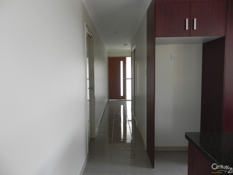 18 Christina Road, Gladstone QLD 4680