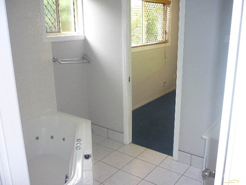 268 Auckland Street, South Gladstone QLD 4680