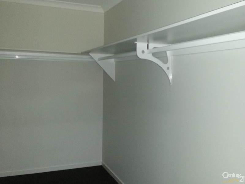 7 Bragg Court, Kirkwood QLD 4680