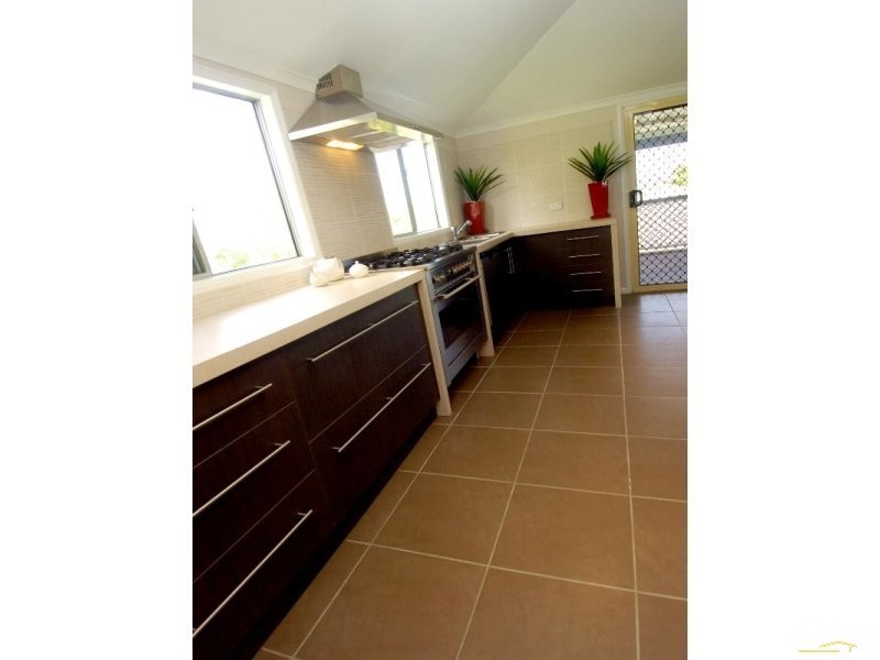 13 Lord Street, Gladstone QLD 4680