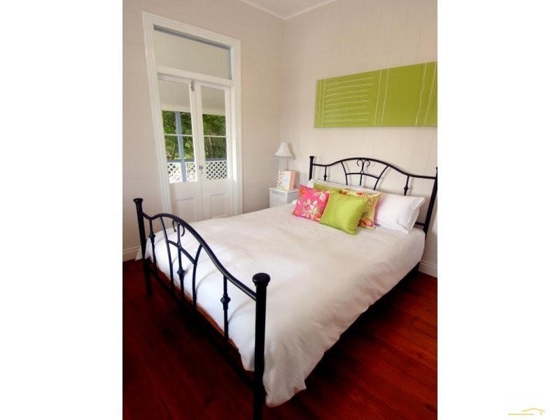 13 Lord Street, Gladstone QLD 4680