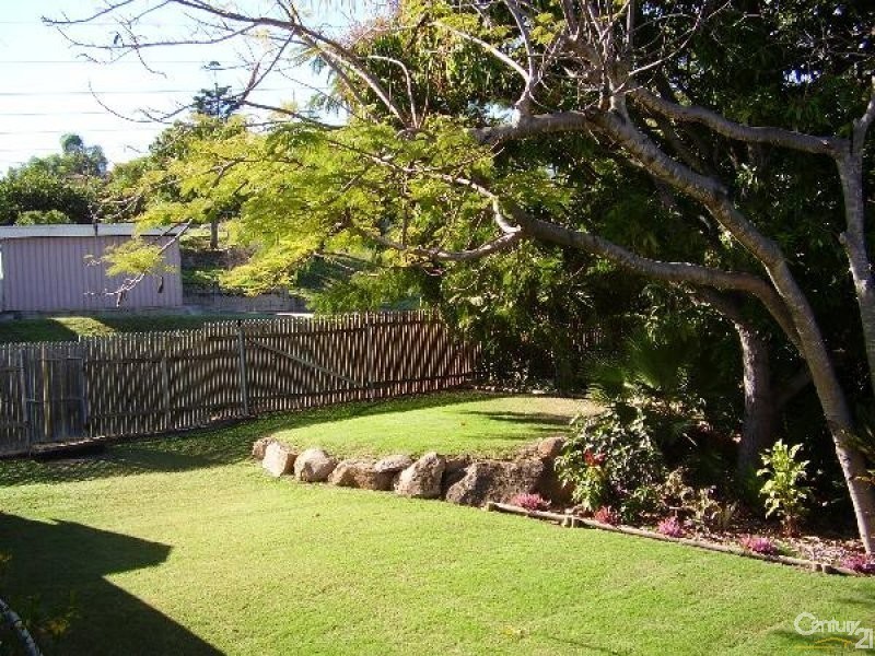 13 Lord Street, Gladstone QLD 4680