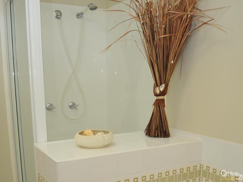 78 Sutton Street, Barney Point QLD 4680