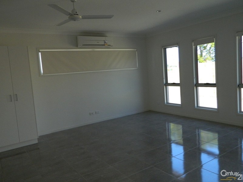 1/55 Toolooa Street, South Gladstone QLD 4680