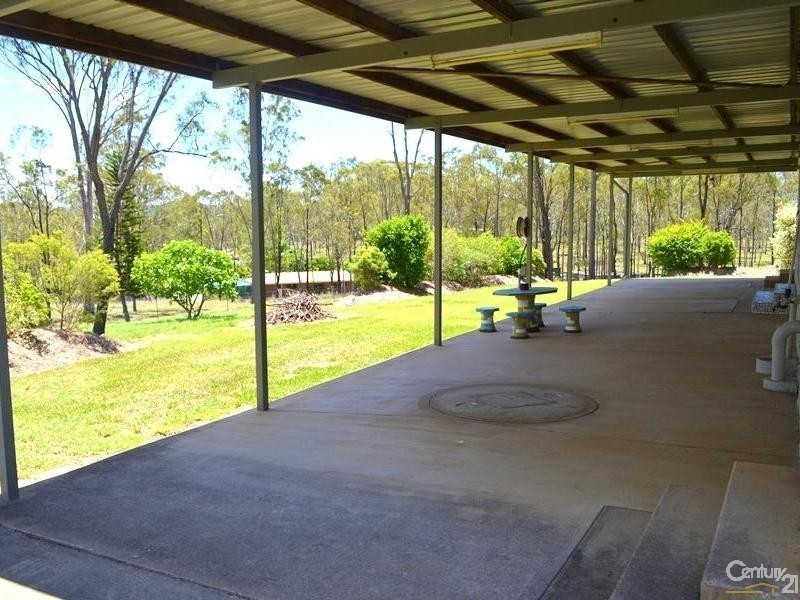 6 Wyndham Road, Beecher QLD 4680