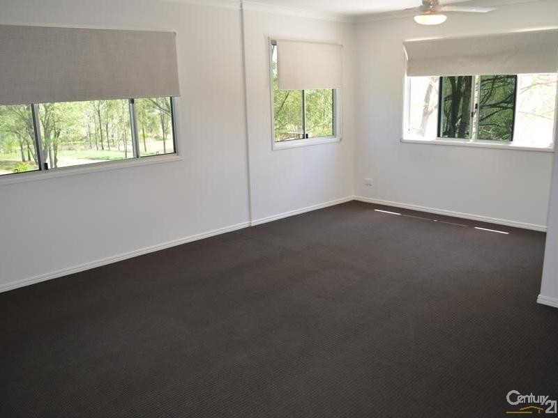 6 Wyndham Road, Beecher QLD 4680