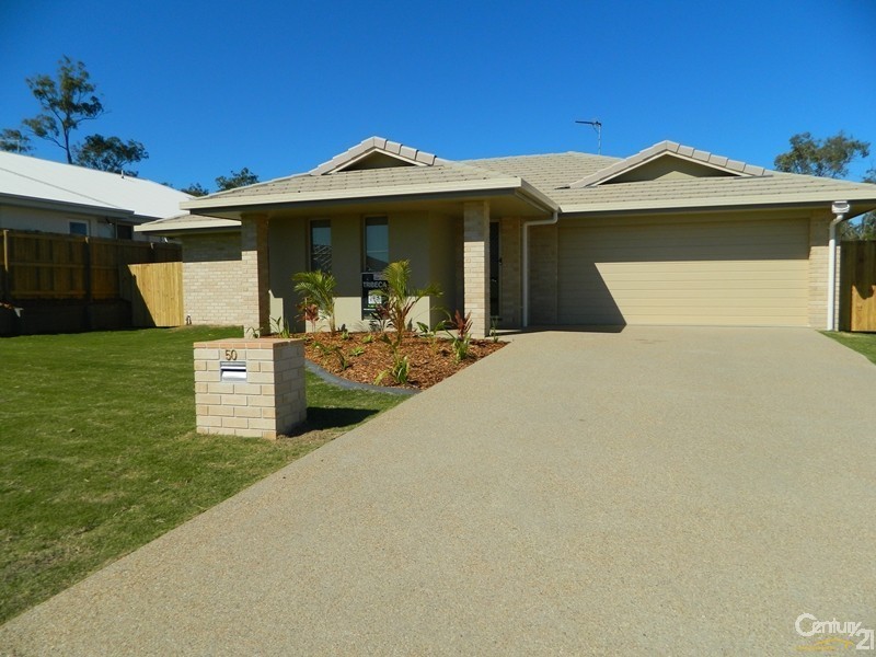 30 Broadwater Place, New Auckland QLD 4680