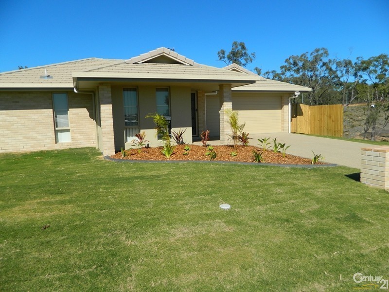 30 Broadwater Place, New Auckland QLD 4680