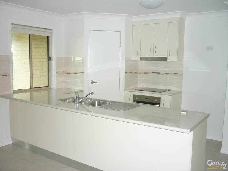 18 Sturt Court, Eden Chase Estate, Glen Eden QLD 4680