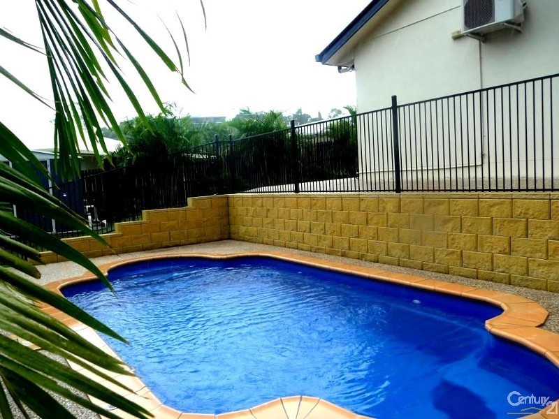 93 Witney Street, Telina QLD 4680