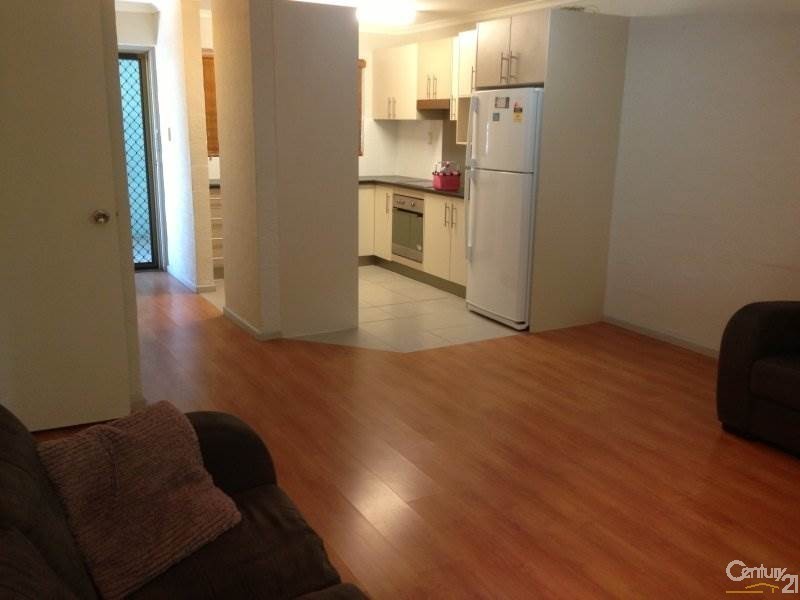 5/8 Roseberry Street, Gladstone QLD 4680