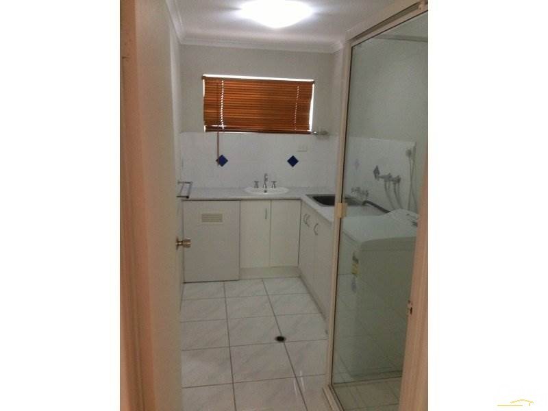 5/8 Roseberry Street, Gladstone QLD 4680