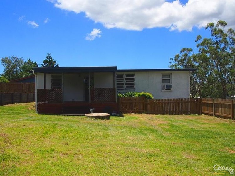 1 Bismark Street, Mount Larcom QLD 4695