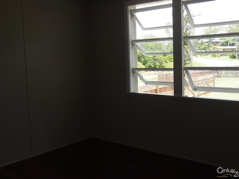 1 Bismark Street, Mount Larcom QLD 4695