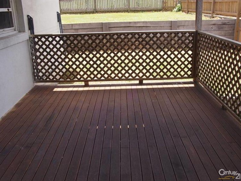 1 Bismark Street, Mount Larcom QLD 4695