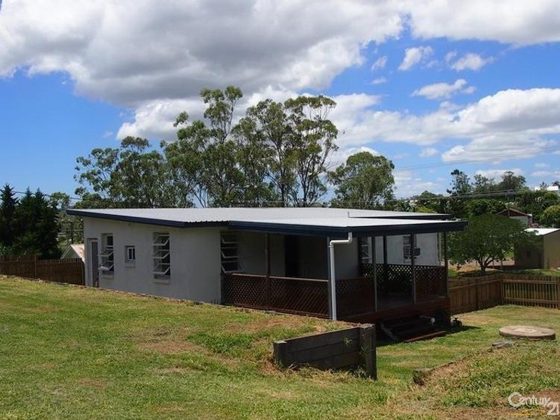 1 Bismark Street, Mount Larcom QLD 4695