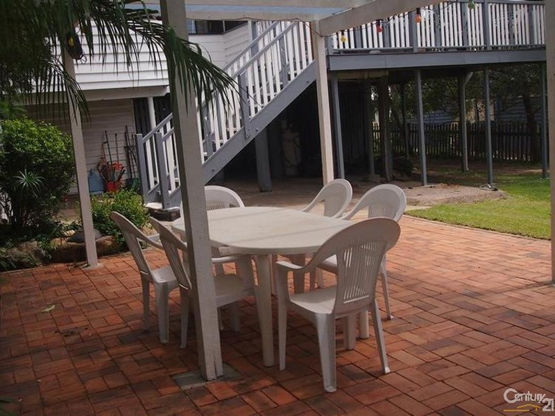 17 Bonar Street, South Gladstone QLD 4680