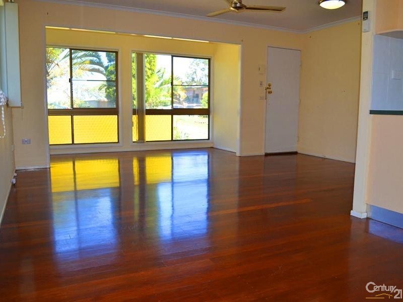 52 Hansen Crescent, Clinton QLD 4680