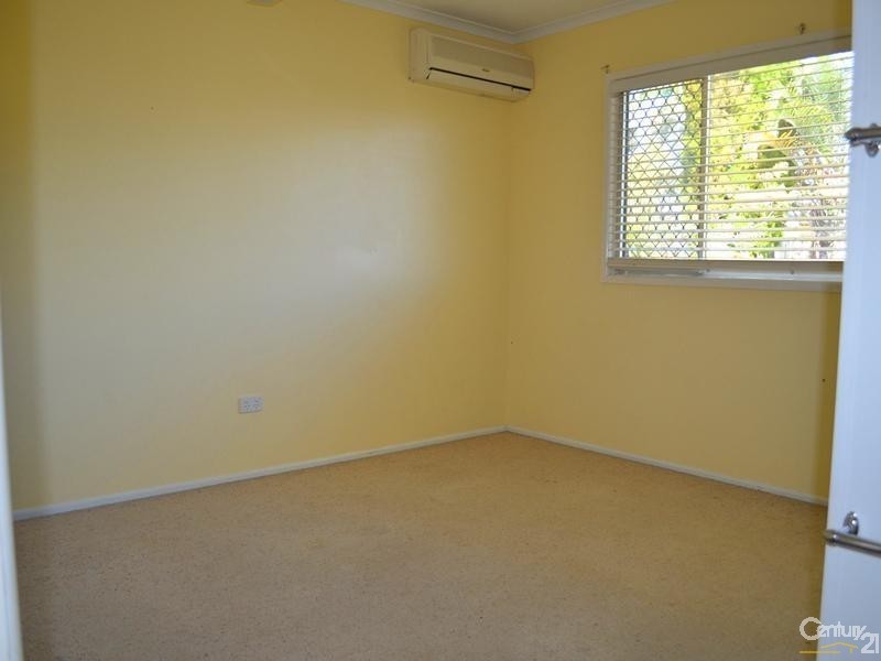 52 Hansen Crescent, Clinton QLD 4680