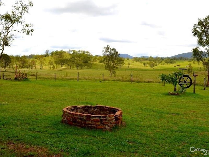 2374 Fingerboard Road, Mount Tom QLD 4677