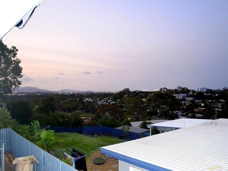 24 Walters Avenue, West Gladstone QLD 4680