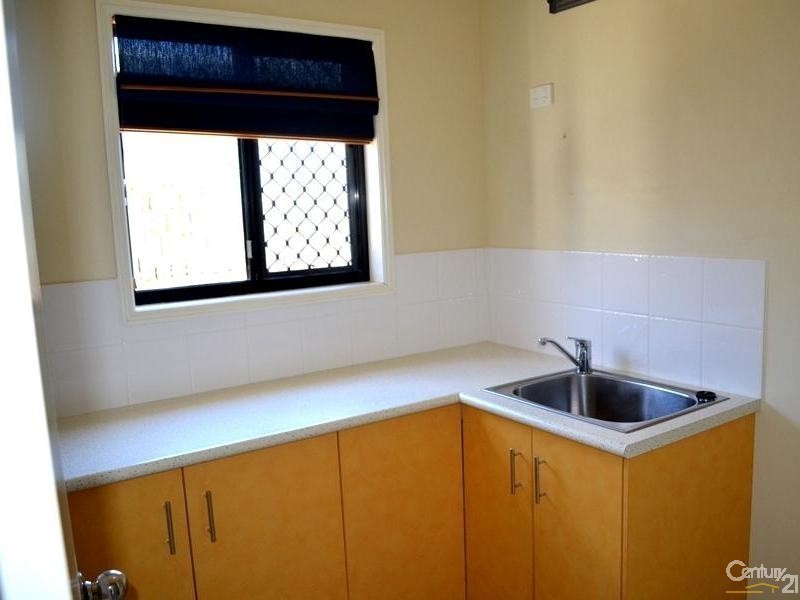 18 Dorinda Court, Clinton QLD 4680