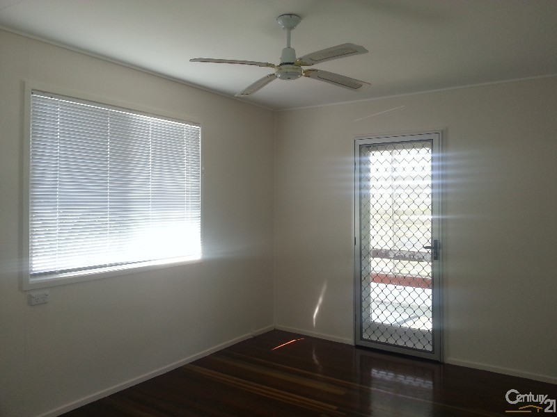 19 Boyne Crescent, West Gladstone QLD 4680