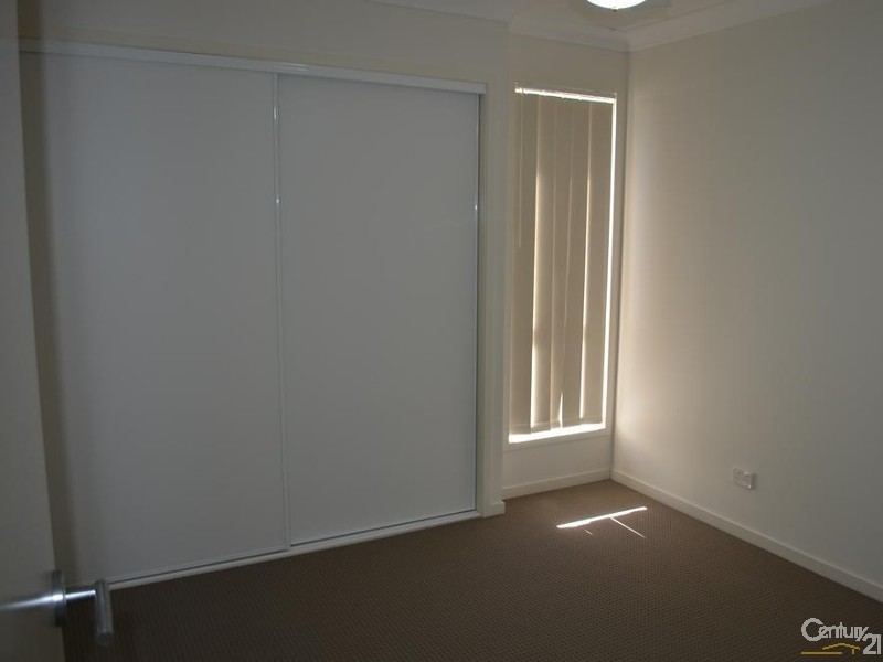 5 Greengard Place, Kirkwood QLD 4680