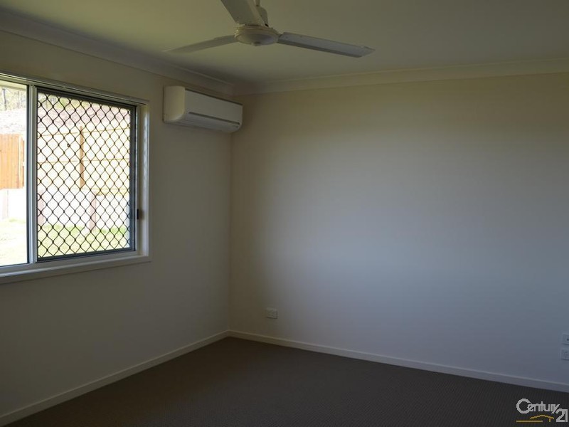 5 Greengard Place, Kirkwood QLD 4680