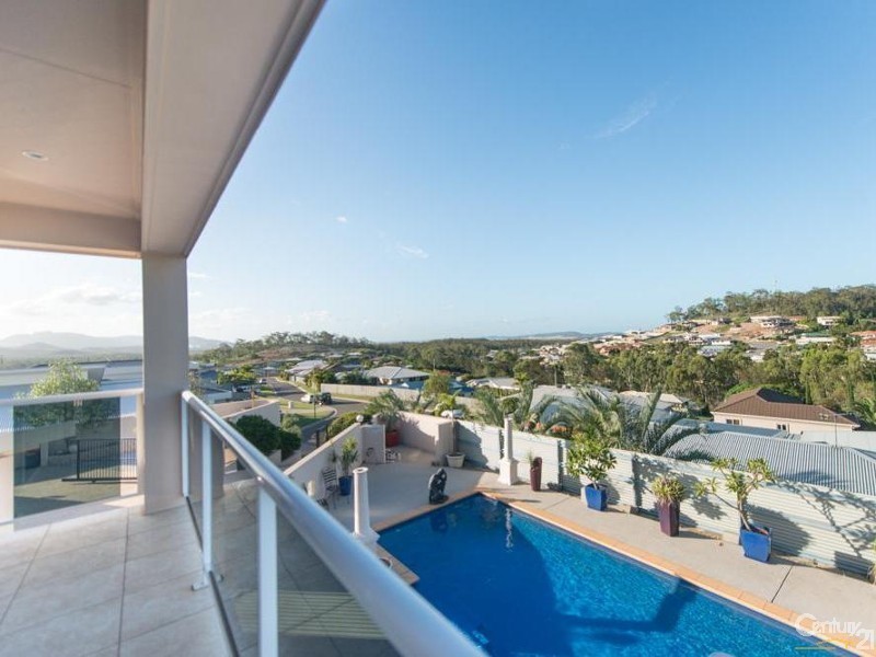 42 Wyara Close, Clinton QLD 4680