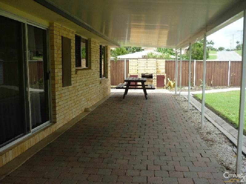 2 Junee Street, Clinton QLD 4680