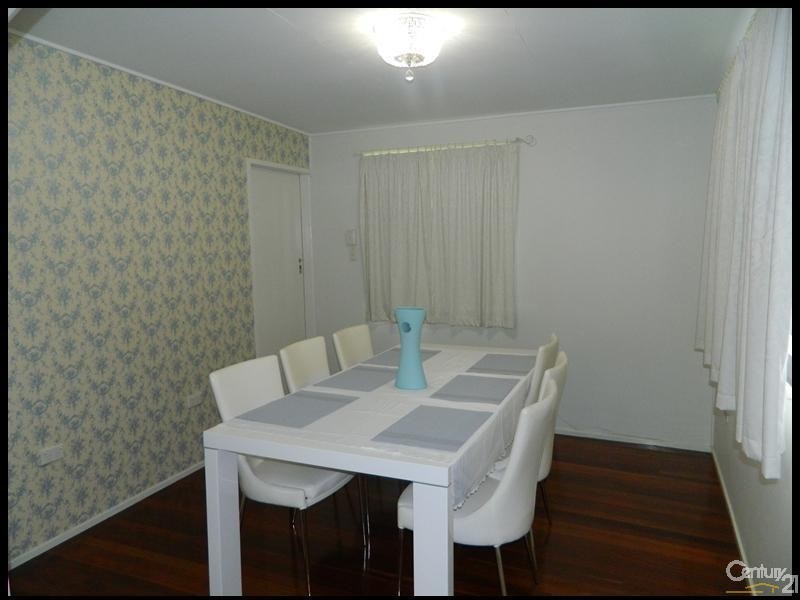 27 Rosella Street, West Gladstone QLD 4680