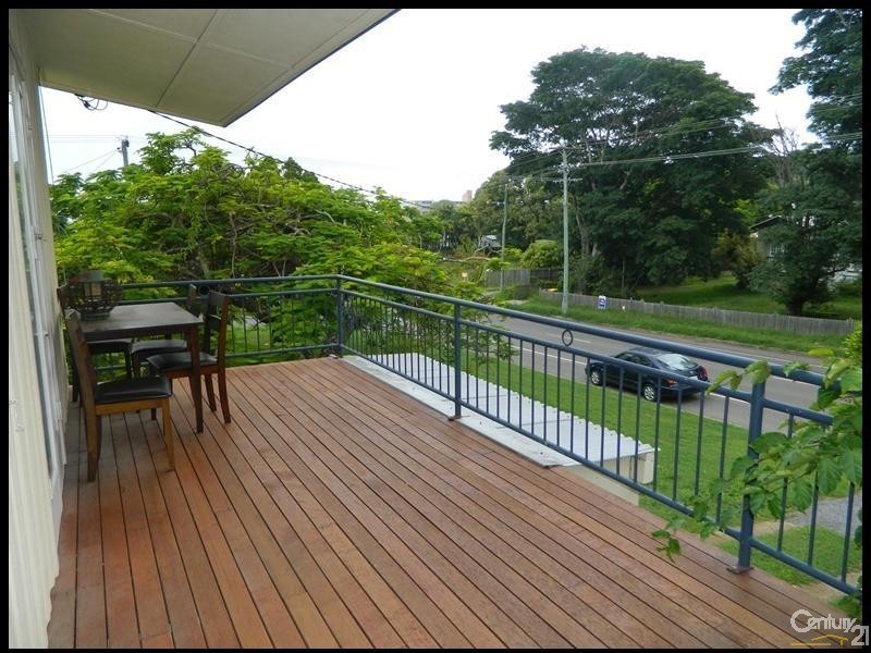 27 Rosella Street, West Gladstone QLD 4680