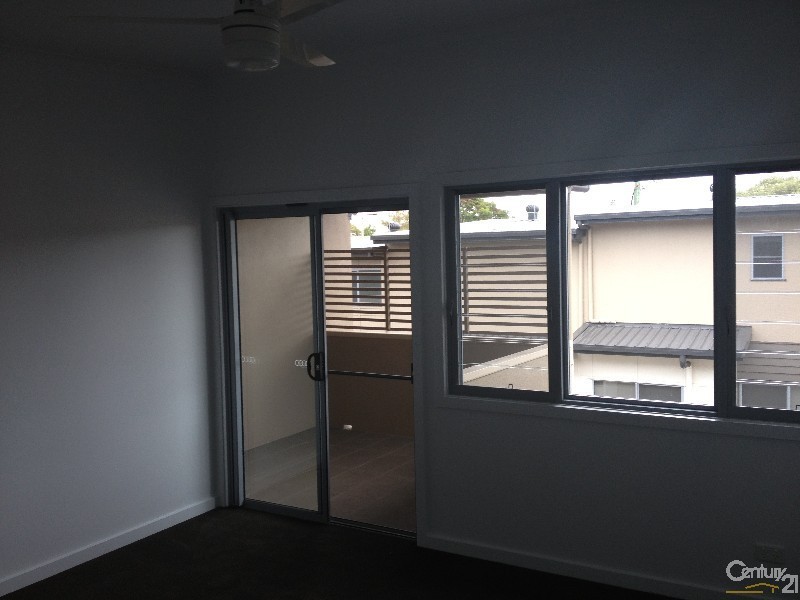 9/42 Kent Street, West Gladstone QLD 4680