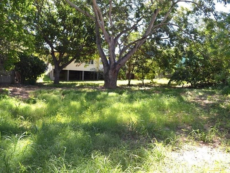 48 Adelaide Street, South Gladstone QLD 4680