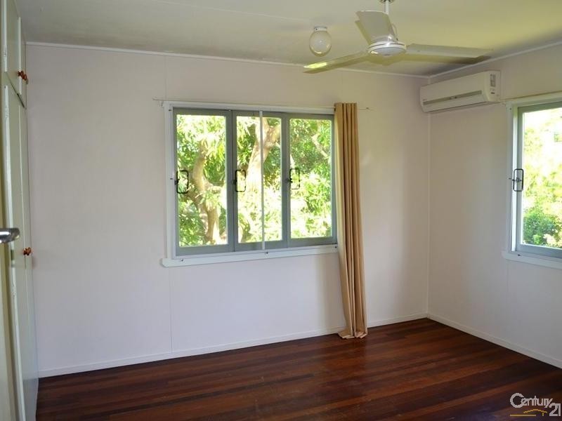 48 Adelaide Street, South Gladstone QLD 4680