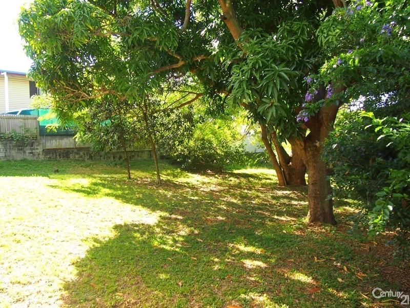 48 Adelaide Street, South Gladstone QLD 4680