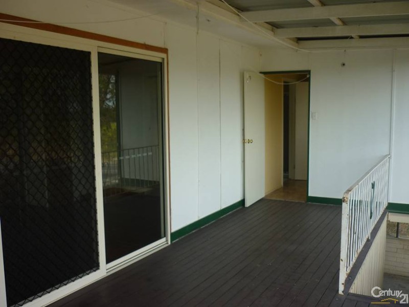 70 Flinders Street, West Gladstone QLD 4680