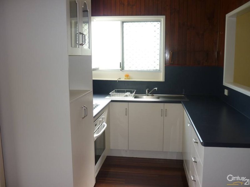 70 Flinders Street, West Gladstone QLD 4680