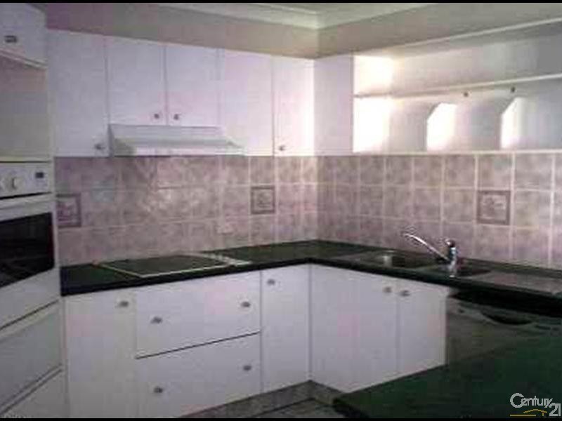 17 Stitt Close, Glen Eden QLD 4680