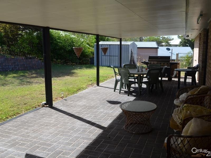 17 Stitt Close, Glen Eden QLD 4680