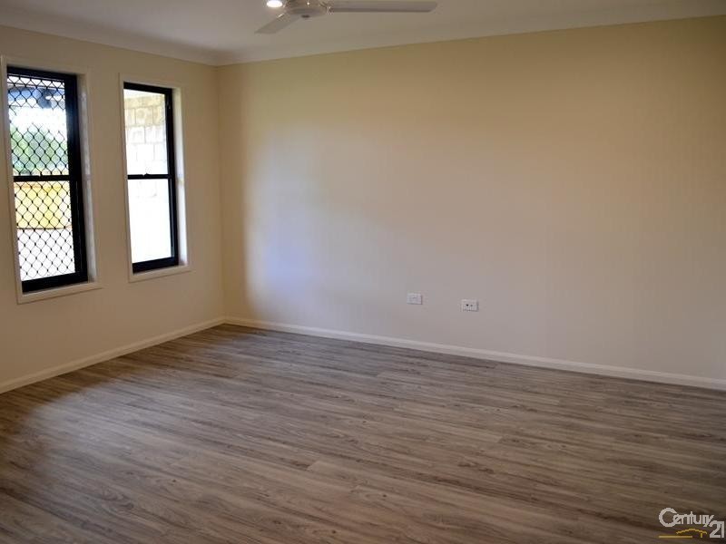 L732 Scrivener Place, Beecher QLD 4680