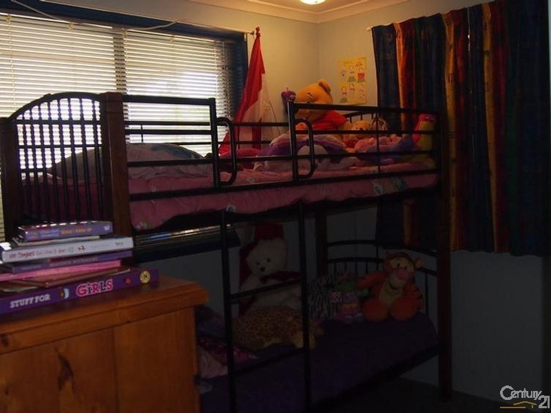 7 Camille Street, Clinton QLD 4680