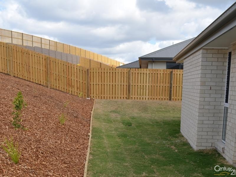 17 Peter Corones Drive Little Creek, Kirkwood QLD 4680