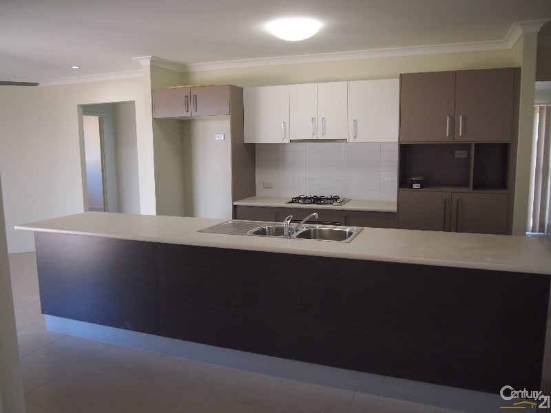 7 Bellbird Circuit, Forest Springs Estate, Kirkwood QLD 4680