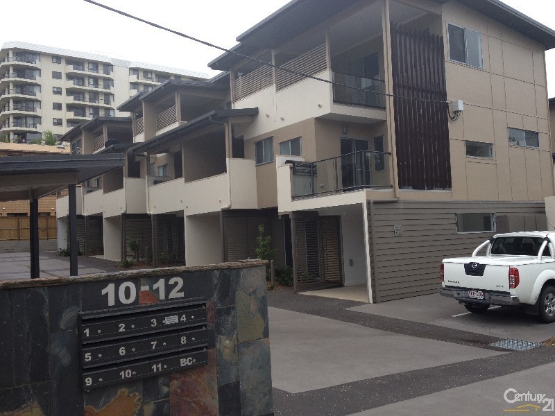 9/12 Flinders Street, South Gladstone QLD 4680