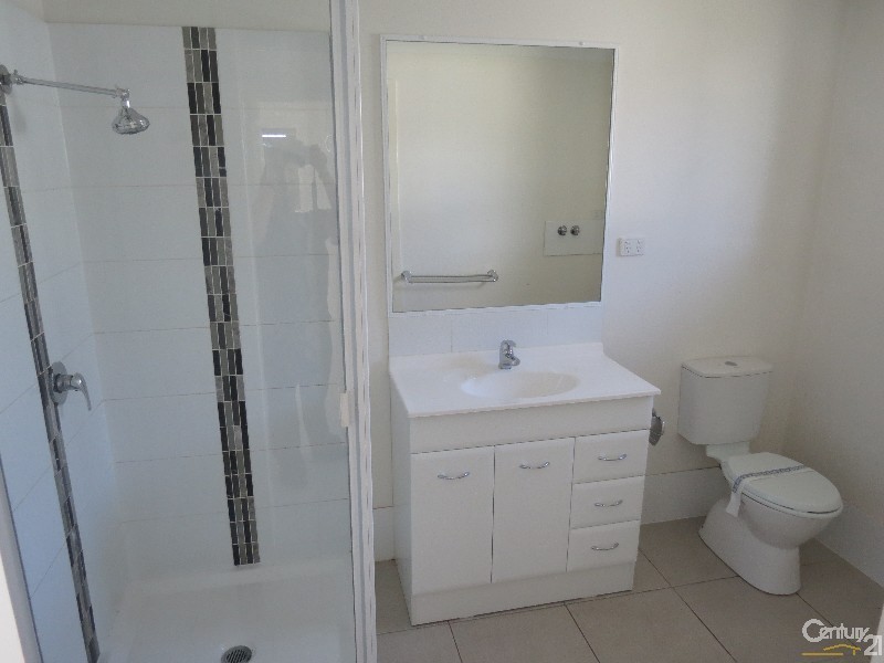 1/27 Mylne Street, West Gladstone QLD 4680