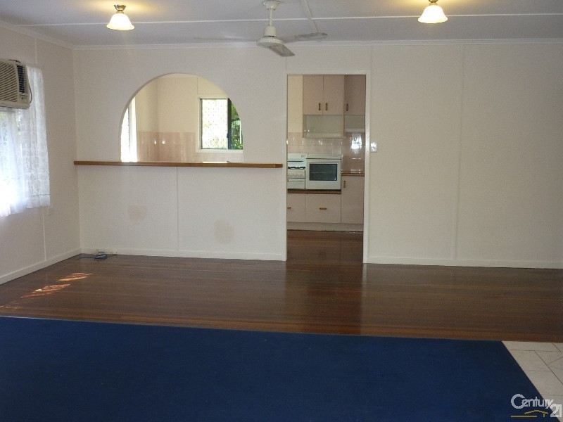 33 Mellefont Street, West Gladstone QLD 4680