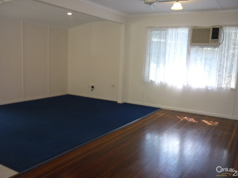 33 Mellefont Street, West Gladstone QLD 4680